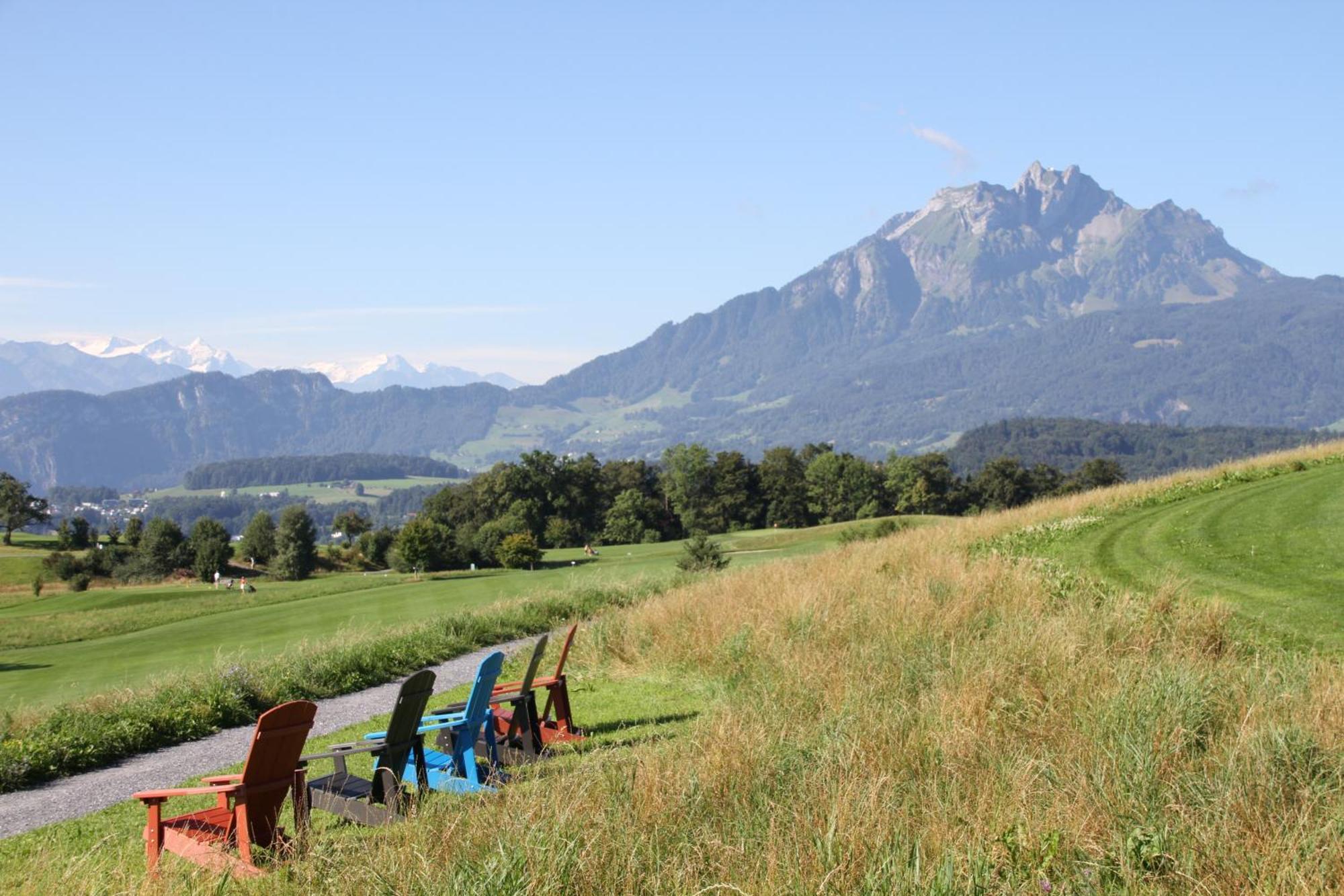 Gasthaus Badhof - Golfhotel Meggen Exteriör bild